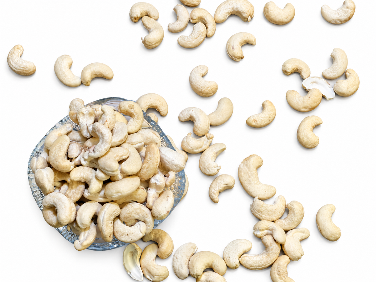 Premium Cashew Nuts (কাজু বাদাম)