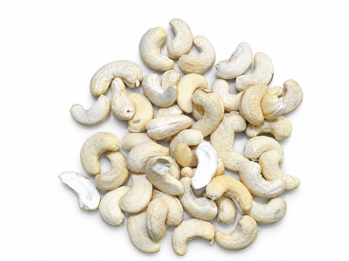 Premium Cashew Nuts (কাজু বাদাম)