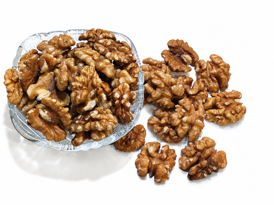 Premium Walnut Kernels (আখরোট)